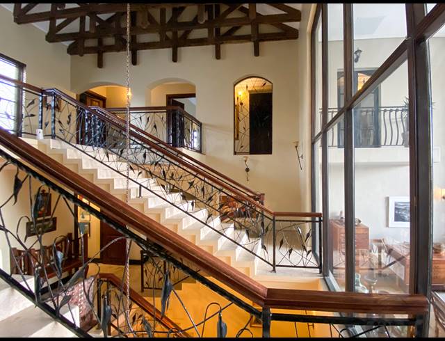 6 BEDROOM HOUSE FOR SALE IN DAINFERN VALLEY ESTATE